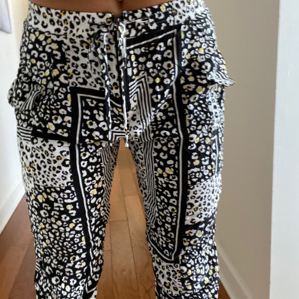 LF cheetah joggers